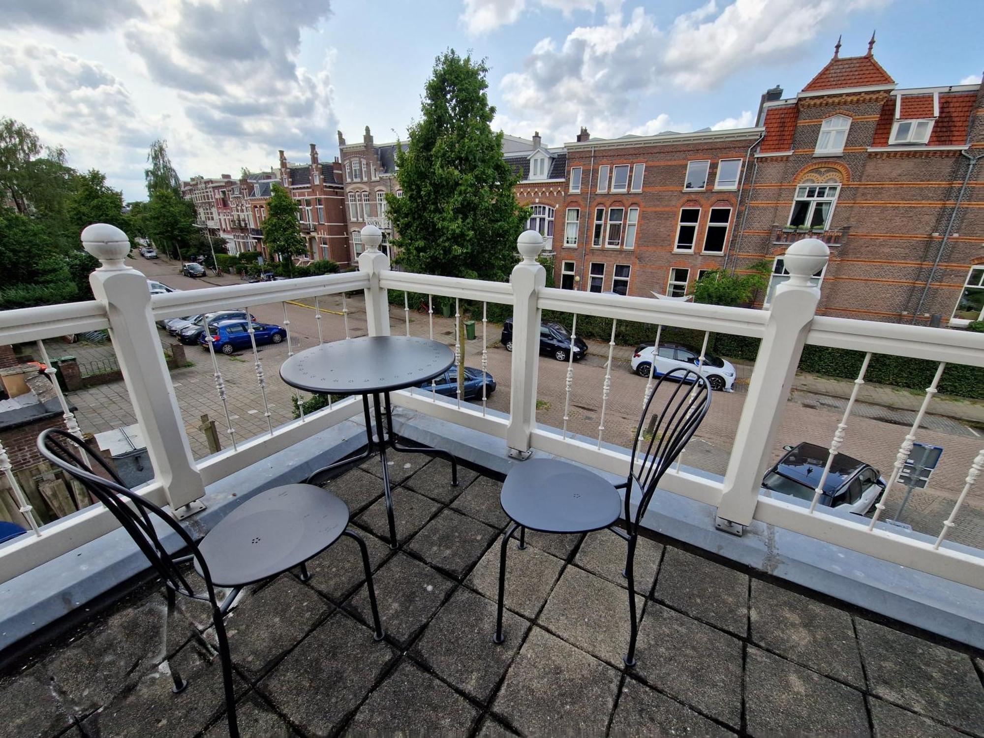 J&J Hotel Nijmegen Exterior photo